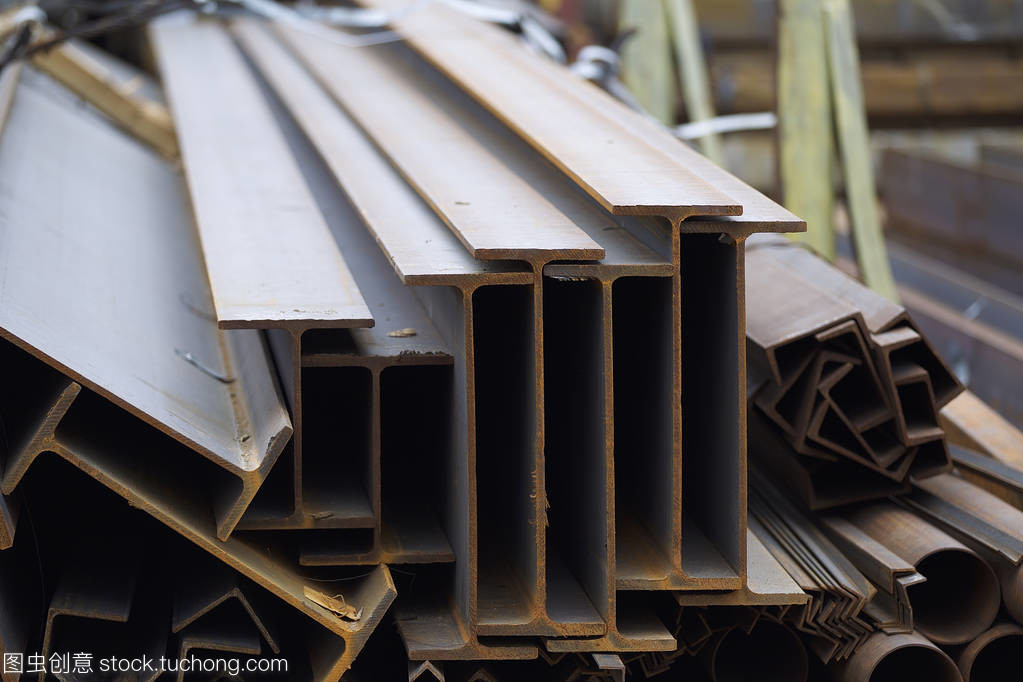 金屬的殿堂 金屬制品倉庫中的多樣形態(tài)與價(jià)值